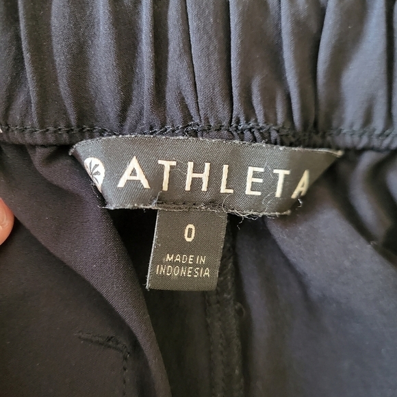 EUC Athleta Skyline II‎ Paperbag High-Rise Tapered Pants Black Size 0 - Picture 9 of 14